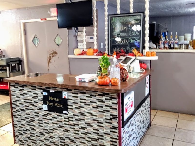 Marino’s Cafe interior