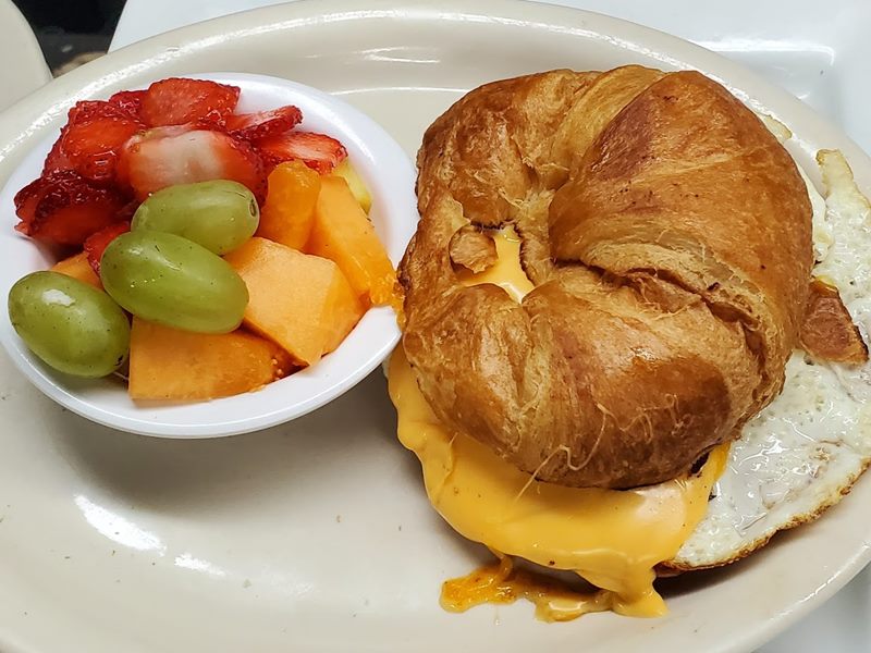 Marino’s Cafe food